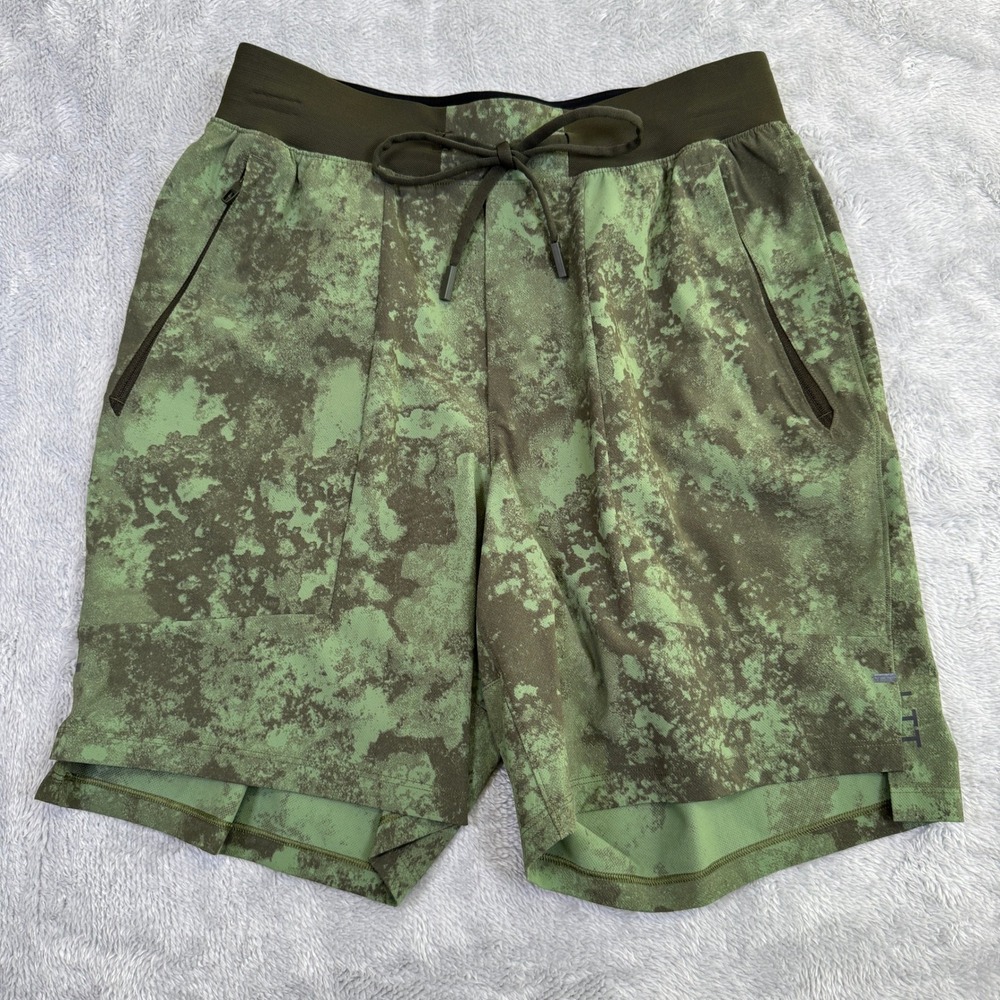 Lululemon License To Train Shorts Mens Small Green Splatter 7" M7AUKS Gym